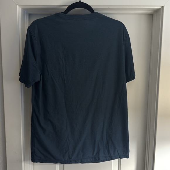 Vuori strato tee in navy - Picture 2 of 2